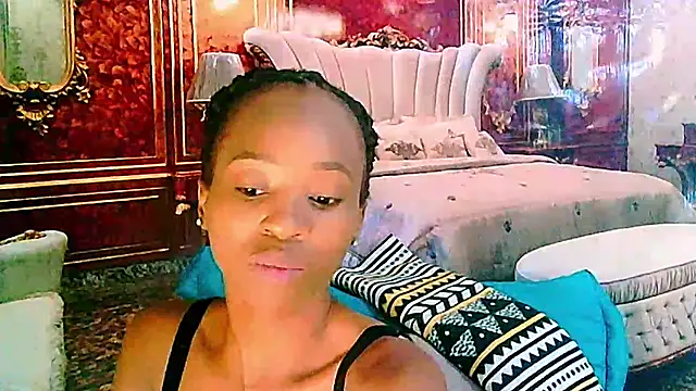 Snapshot of EbonyCreamy69 chatting on December 2024 06:16:01 PM EbonyCreamy69 online show from December 2024 06:16:01 PM