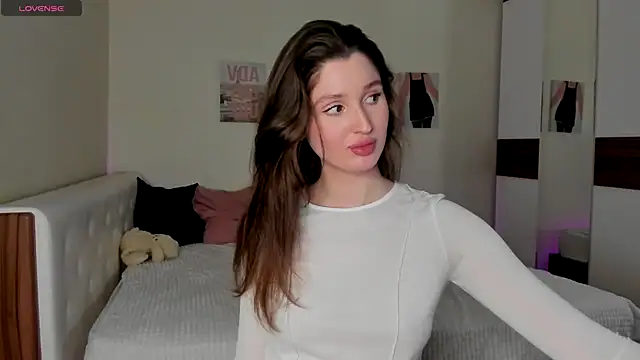 Snapshot of tender_babyy chatting on December 2024 02:17:02 PM tender babyy online show from December 2024 02:17:02 PM