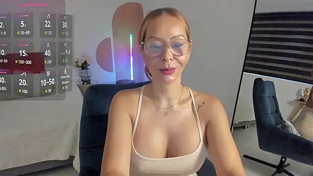 Snapshot of AvaCollinss chatting on October 2025 12:02:02 PM AvaCollinss online show from October 2025 12:02:02 PM