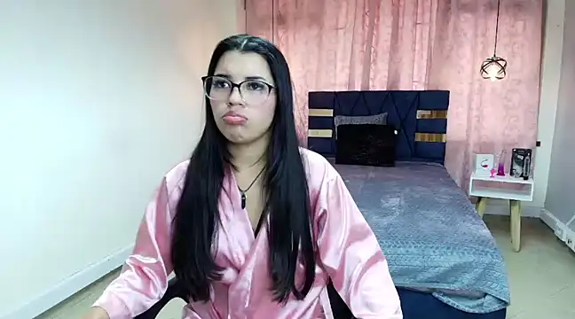 Snapshot of Asly_Morgan chatting on February 2025 03:29:01 PM Asly Morgan online show from February 2025 03:29:01 PM