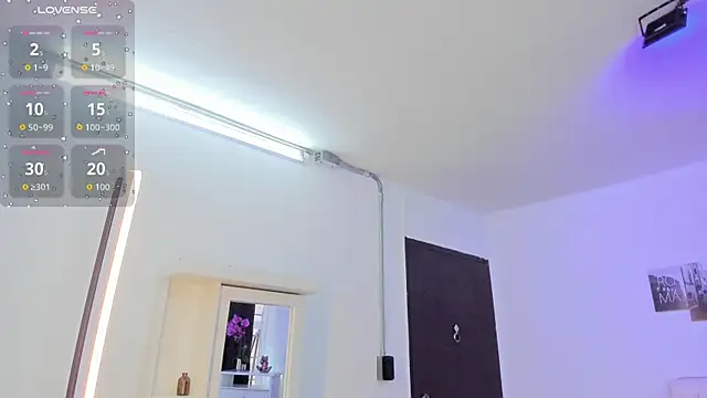 Amy Kiitty  online show from September 2025 12:51:01 PM