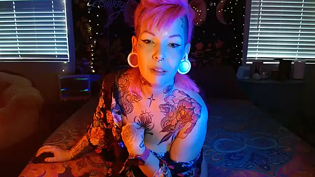 GoldieBakeman online show from February 2025 08:47:01 PM