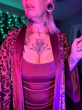 GoldieBakeman online show from November 2025 08:07:01 PM