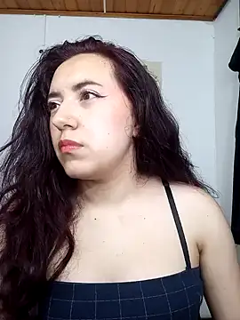 Emi chik online show from December 2024 10:55:02 AM