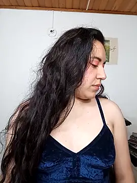 Emi chik online show from November 2025 04:28:01 PM