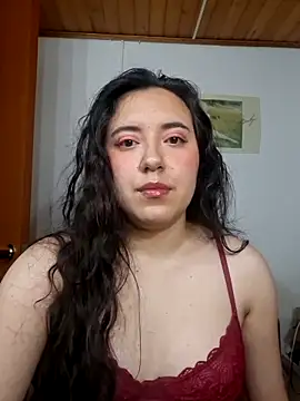 Emi chik online show from April 2026 10:24:02 AM