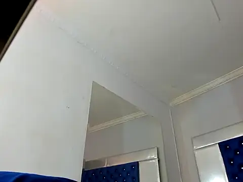 Eyleen Santos online show from October 2025 08:10:01 PM