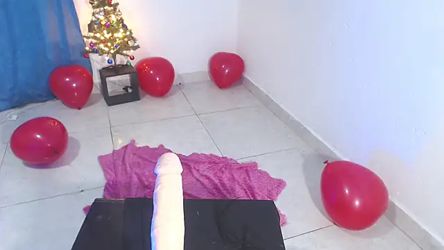 April sexycurvi online show from December 2025 08:18:01 AM