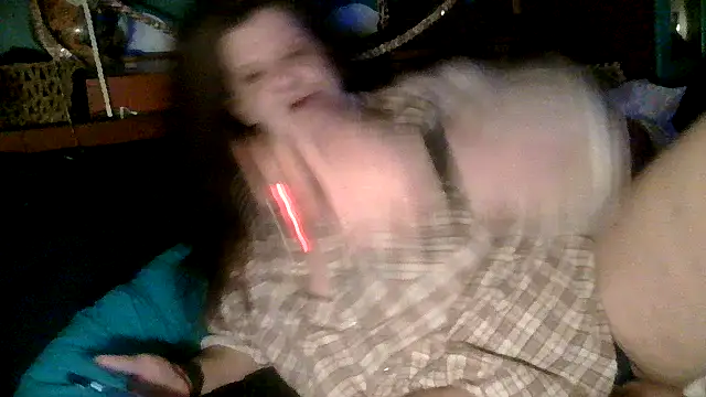 Snapshot of Fantasymaid80 chatting on January 2025 06:20:02 AM Fantasymaid80 online show from January 2025 06:20:02 AM