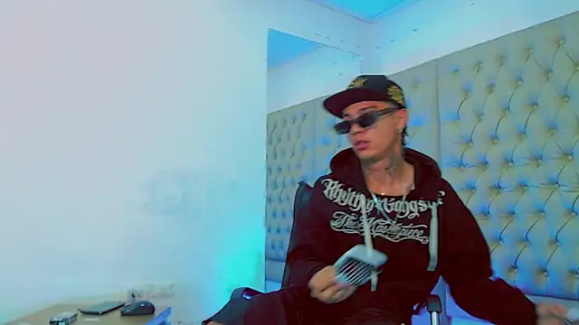 HannibalLester online show from February 2025 10:08:02 AM