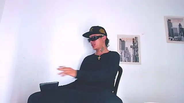 HannibalLester online show from March 2025 03:21:02 AM