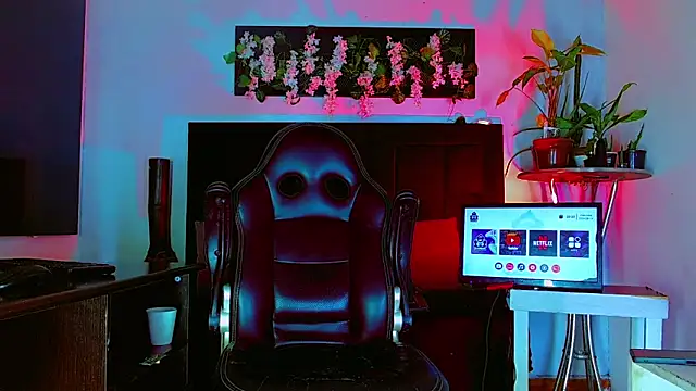 HannibalLester online show from March 2026 03:56:02 AM