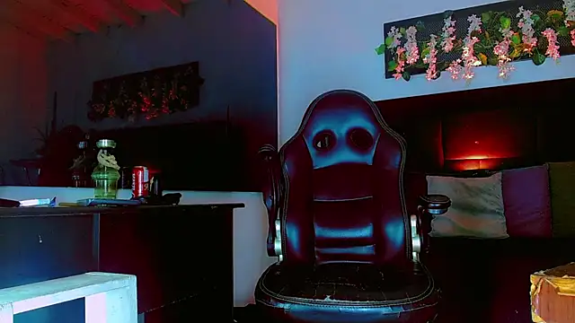 HannibalLester online show from April 2026 05:25:01 AM