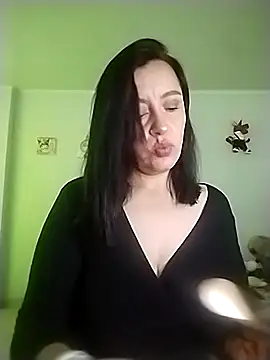 hailey85 online show from November 2025 09:31:02 PM