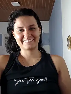 Snapshot of elena_jonees chatting on February 2025 09:41:02 PM elena jonees online show from February 2025 09:41:02 PM