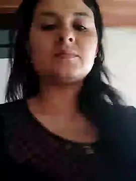 Snapshot of elena_jonees chatting on March 2025 06:34:01 PM elena jonees online show from March 2025 06:34:01 PM