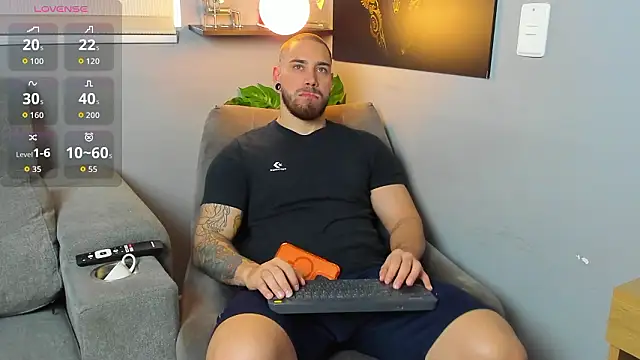 Giorgio-Leone online show from March 2026 08:55:01 PM