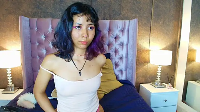 Snapshot of Akane_Uwu chatting on February 2025 05:13:02 PM Akane Uwu online show from February 2025 05:13:02 PM