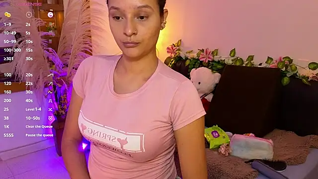 Hannah williams1 online show from September 2025 08:31:02 PM