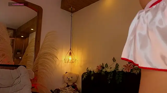 Hannah williams1 online show from October 2025 10:11:02 PM