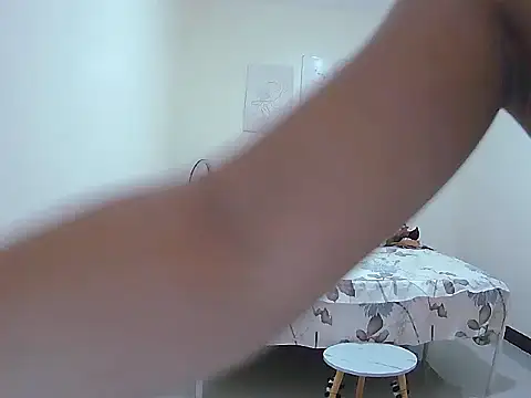 naughtywife811 online show from December 2025 05:47:01 AM