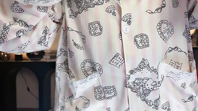 xiaodaibabyy online show from February 2025 01:10:02 PM