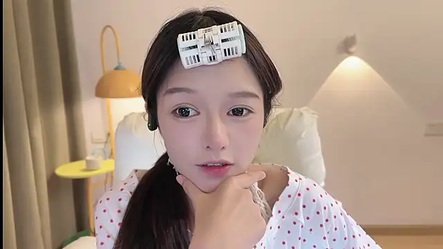 xiaodaibabyy online show from September 2025 07:30:02 AM