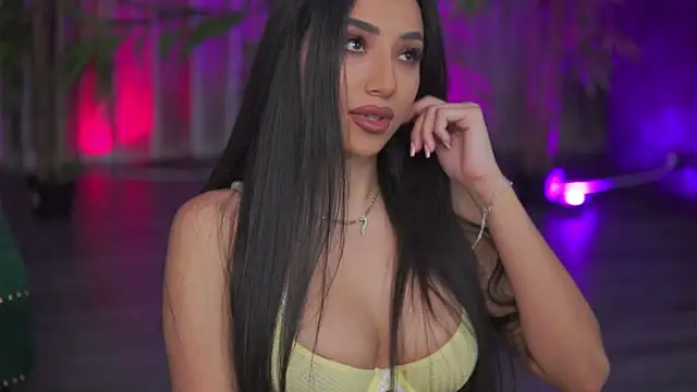 GinaValentinna online show from October 2025 07:08:01 PM