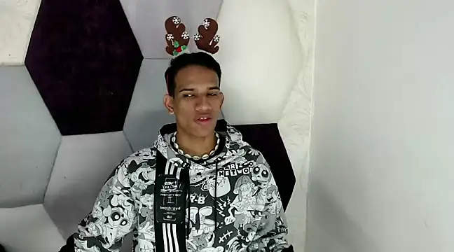 AbrahanBratz online show from December 2024 11:49:01 AM