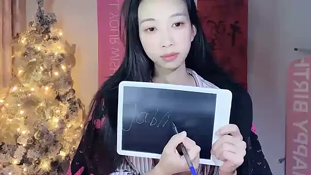Snapshot of Lili-2 chatting on December 2024 04:52:01 PM Lili-2 online show from December 2024 04:52:01 PM