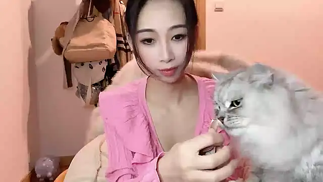 Snapshot of Lili-2 chatting on January 2025 02:00:02 PM Lili-2 online show from January 2025 02:00:02 PM