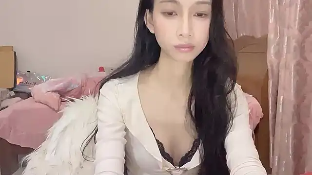 Snapshot of Lili-2 chatting on March 2025 04:00:02 PM Lili-2 online show from March 2025 04:00:02 PM