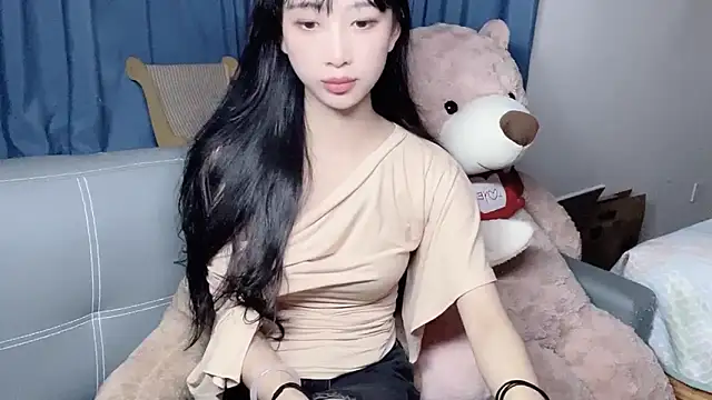 Snapshot of Lili-2 chatting on October 2025 12:28:02 PM Lili-2 online show from October 2025 12:28:02 PM