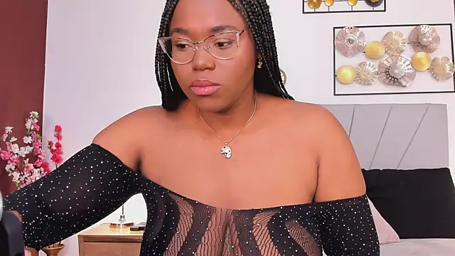 Makena gh online show from September 2025 03:41:02 AM