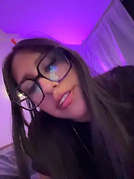 Snapshot of AleFantasy0001 chatting on March 2026 01:44:02 AM AleFantasy0001 online show from March 2026 01:44:02 AM
