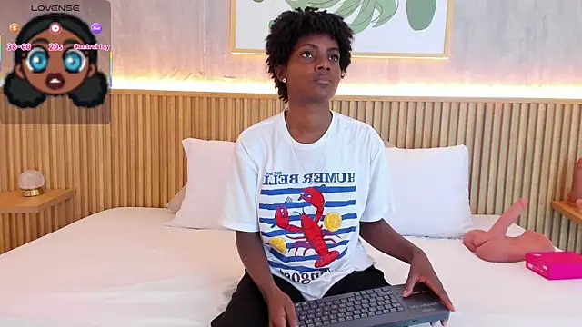 Snapshot of kenya_stone_1 chatting on October 2025 07:47:02 PM kenya stone 1 online show from October 2025 07:47:02 PM