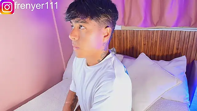 kiing azahell online show from March 2026 01:40:02 AM