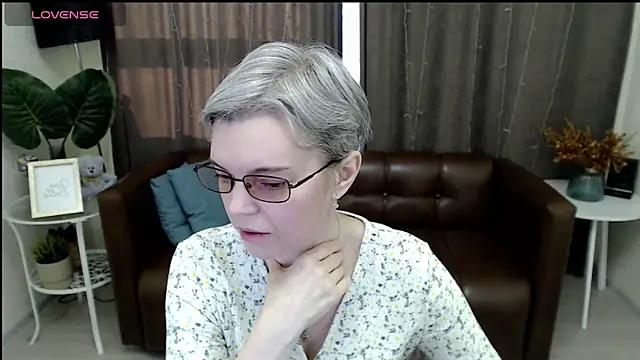 Cutie Erikaa1 online show from January 2025 05:48:02 AM