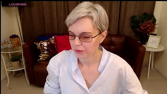 Cutie Erikaa1 online show from March 2025 02:36:01 AM