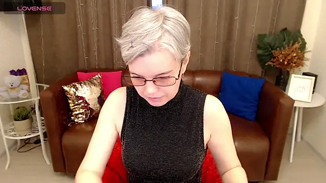 Cutie Erikaa1 online show from March 2025 02:27:01 AM