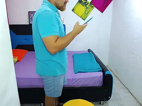 Snapshot of pitbullveryhot chatting on December 2024 12:55:02 PM pitbullveryhot online show from December 2024 12:55:02 PM