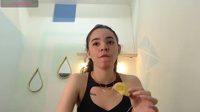 Mia-kalinfa online show from February 2025 09:18:02 PM