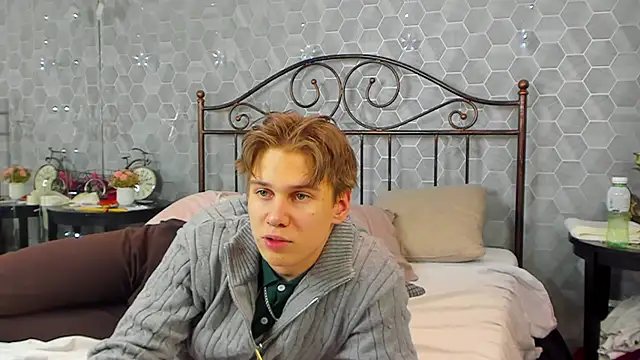 Marcus Swampov online show from December 2024 11:39:02 PM