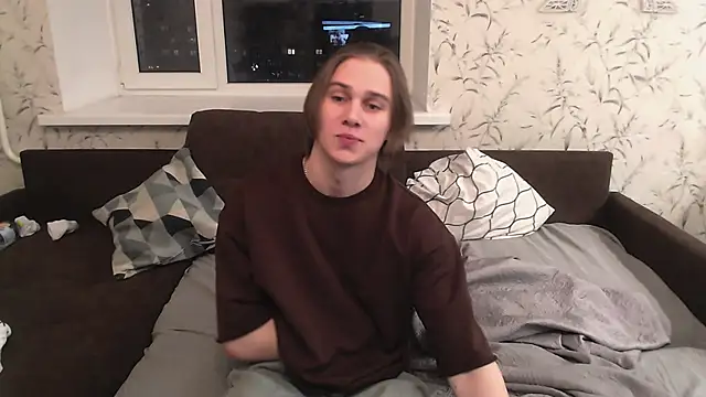 Marcus Swampov online show from November 2025 06:18:02 PM