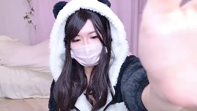 NAMI s2 online show from February 2025 10:09:01 PM