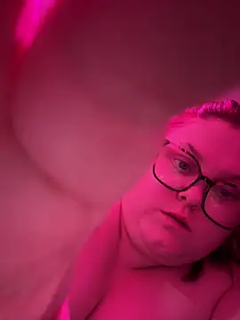 Tallulah-mae-xoxox online show from February 2025 09:46:01 PM