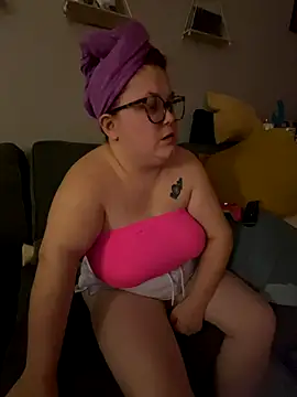 Tallulah-mae-xoxox online show from September 2025 06:29:02 PM