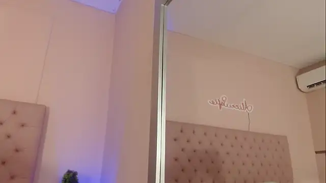 alice sofia online show from November 2025 01:28:01 PM