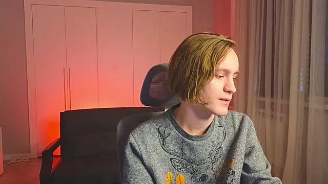 Snapshot of nikompell chatting on January 2025 03:17:01 AM nikompell online show from January 2025 03:17:01 AM