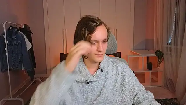 Snapshot of nikompell chatting on March 2025 04:56:02 AM nikompell online show from March 2025 04:56:02 AM